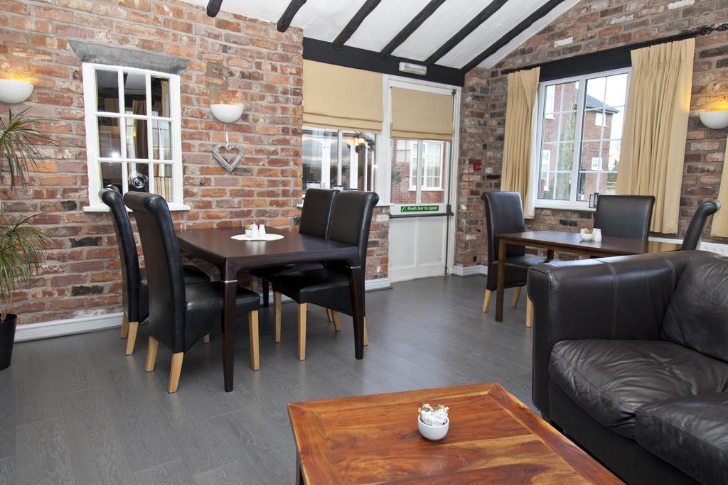 The Cottage Knutsford Luaran gambar